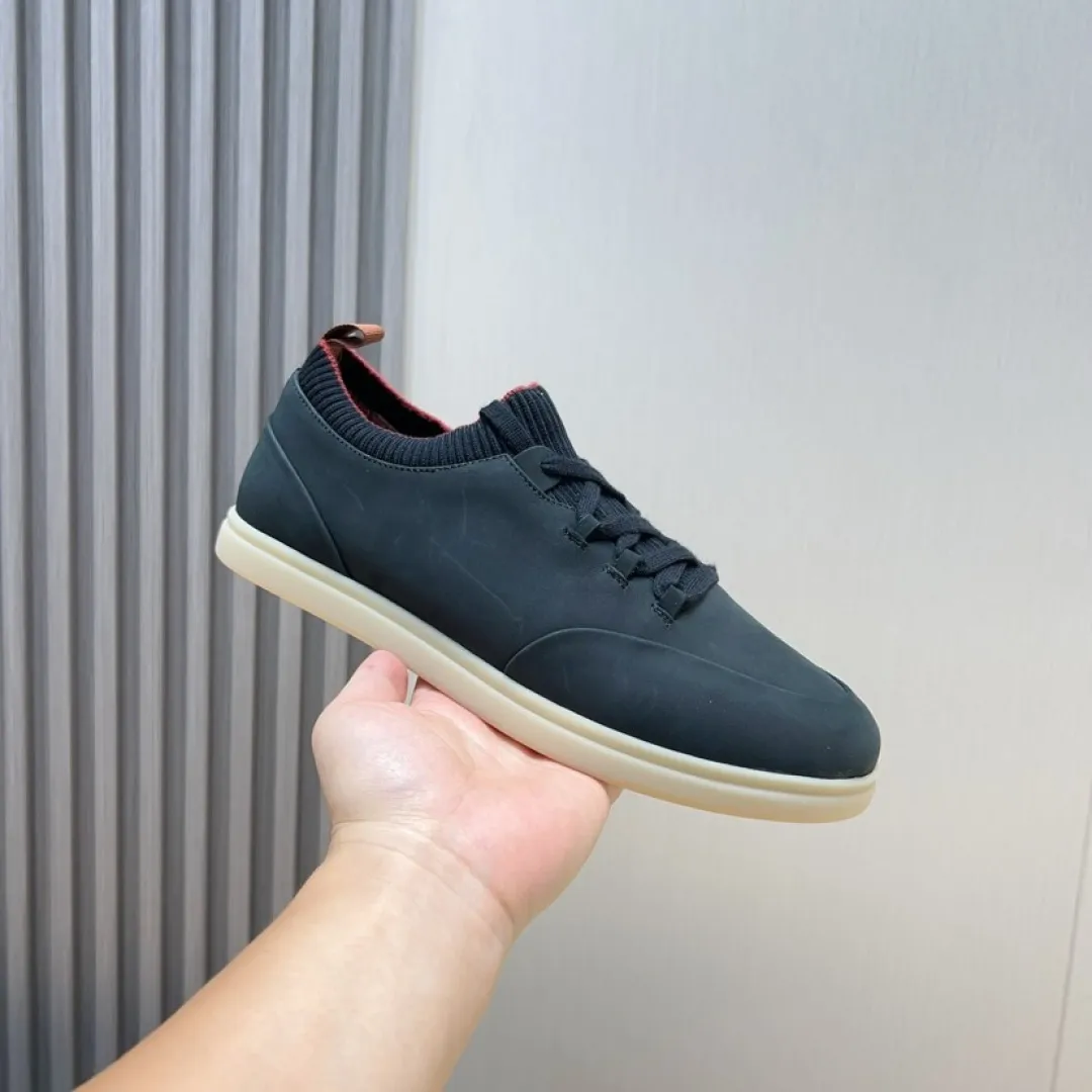 Men's men's shoes 💰P500💰[loro piana] The new moccasin shoes are popular all over the world, and the official website is selling like hotcakes. The upper is made of original first-layer cowhide and matched with original rubber soles. It is a classic. The complex craftsmanship and meticulous structure make the shoes light and soft, allowing you to walk comfortably and freely. Perfect for summer wear. Yardage: 38-45. (45 is custom-made and cannot be returned or exchanged)